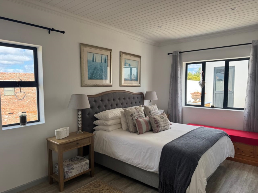 2 Bedroom Property for Sale in Stilbaai Oos Western Cape
